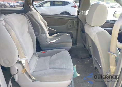 2006 Toyota Sienna Le z USA, uszkodzony, nr VIN 5TDBA23C76S075355